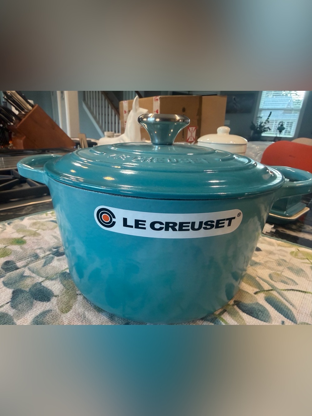 NEW IN BOX - Le Creuset Deep Round 5 1/4qt In RETIRED Caribbean Teal Blue - Rare